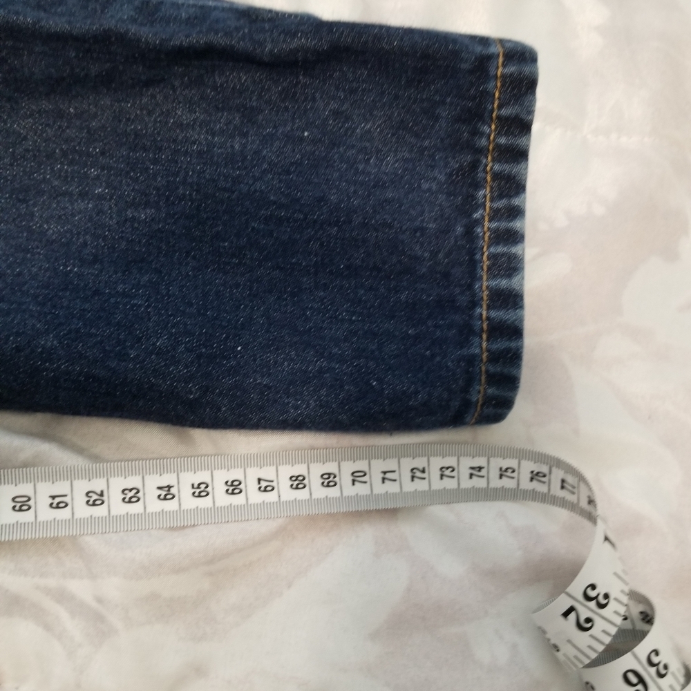3/$25 Tommy Hilfiger Women's Blue Jeans - Picture 7 of 7
